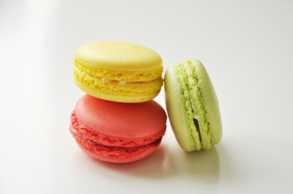 Assorted Macarons (Box of 12)